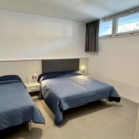 Apartment Flat In With Pool *
