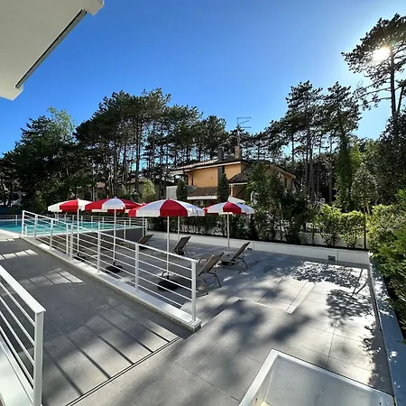 Flat In With Pool * Bibione
