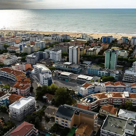Flat In With Pool Apartment Bibione